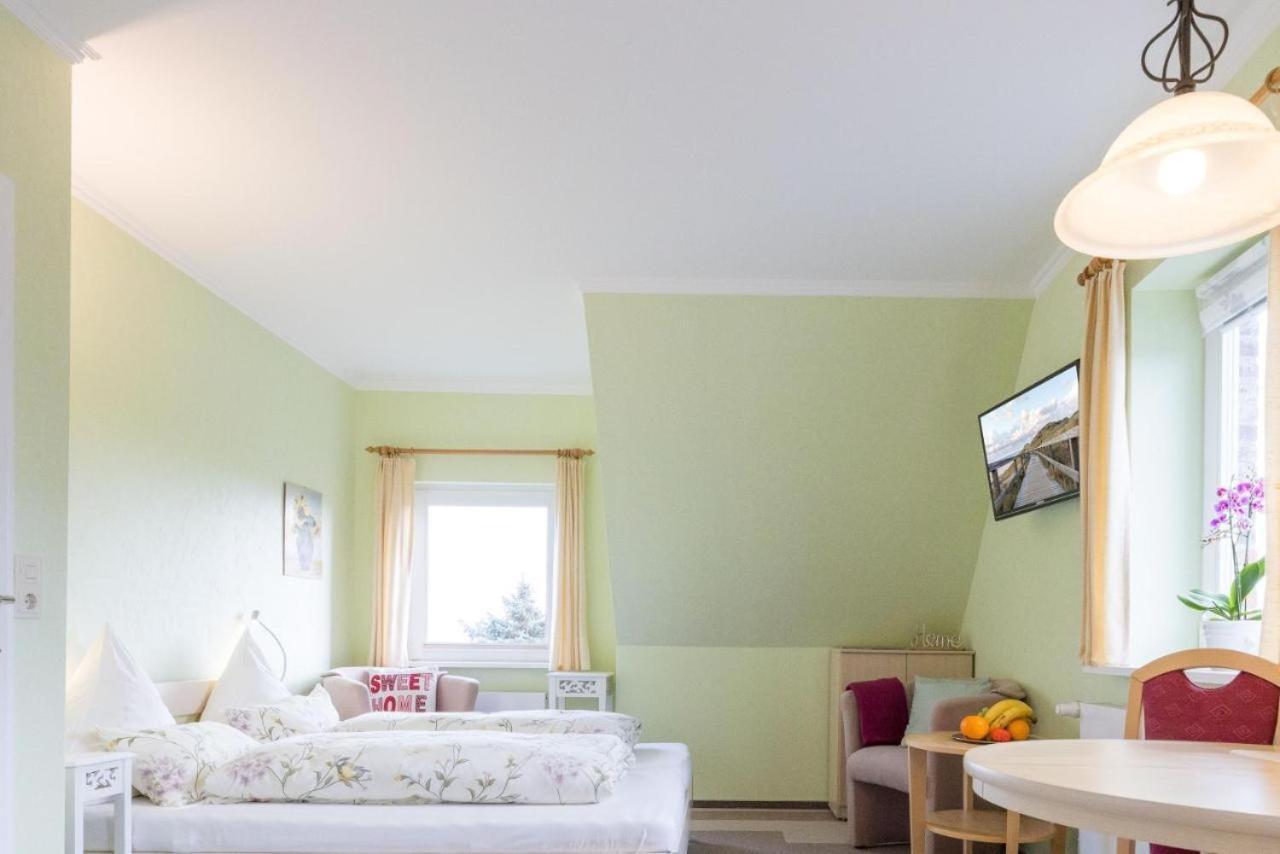 Ferienwohnungen Peters Sylt Bagian luar foto