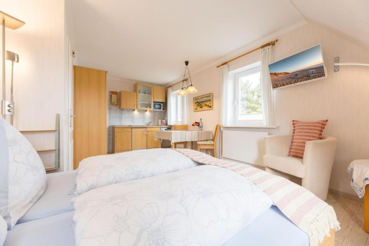 Ferienwohnungen Peters Sylt Bagian luar foto